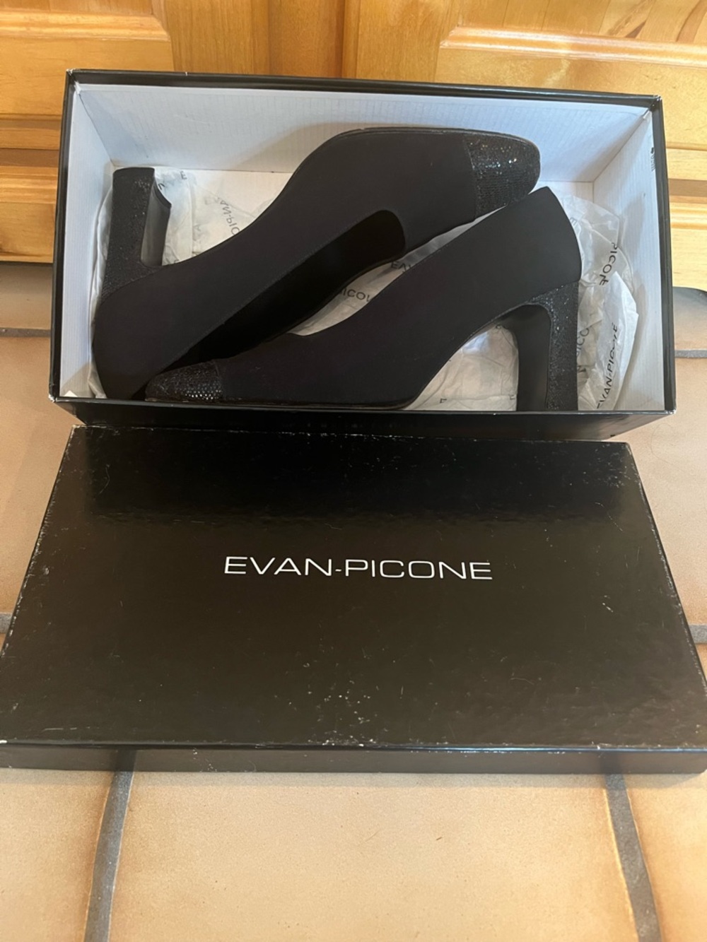 Evan-Picone Black Silk  3" Sparkle Heel/Toe Q-Boucle Pumps Size 7